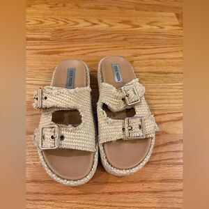 Steve Madden women’s Tan Sandals
